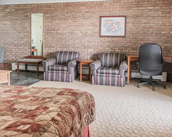 Midland Motor Inn (Executive House Motor Lodge) - Historical Web Site Listing (newer photo)